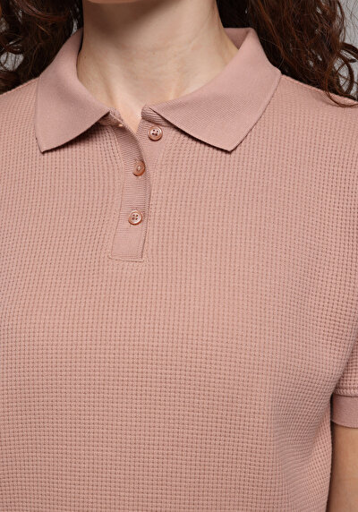 Afficher les détails de Rose Regular Fit  Droit Gaufré Femme