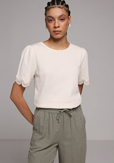 Image de Blouse À Manches Courtes Ecru Regular Fit Manches Courtes Femme