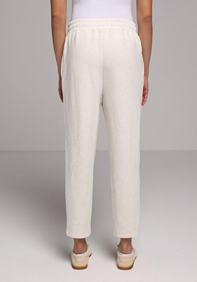 Image de Pantalon De Survêtement Ecru Regular Fit Femme