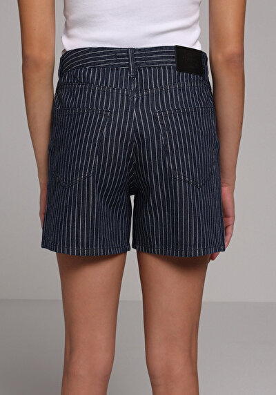 Image de Short Regular Fit Femme