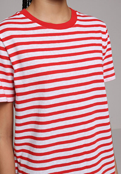 Image de T-shirt À Manches Courtes Rouge Regular Fit Rayé Femme