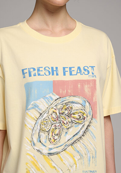 Image de T-shirt À Manches Courtes Jaune Relaxed Fit Imprimé Femme