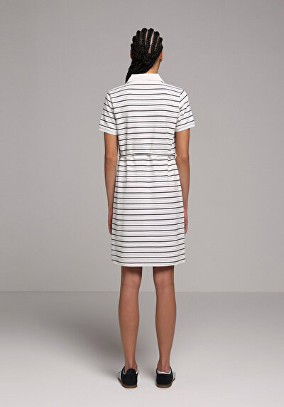 Image de Robe Noir Regular Fit Manches Courtes Mini Thessalonique Femme