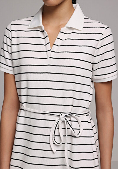 Image de Robe Noir Regular Fit Manches Courtes Mini Thessalonique Femme