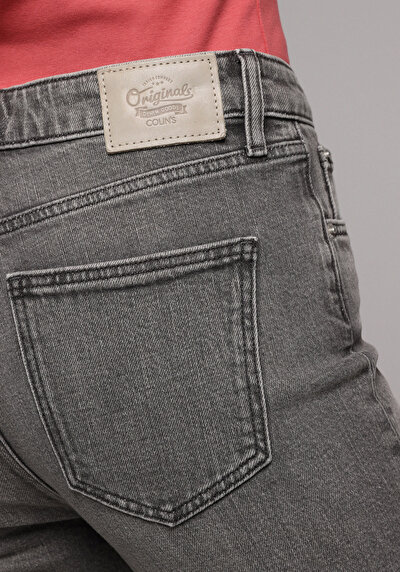 Afficher les détails de 792 Mila Pantalon    En Jean Regular Fit Femme