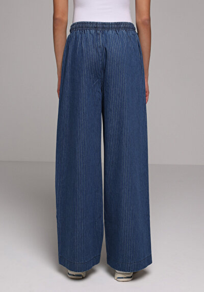 Image de 982 Mely Pantalon En Jean Loose Fit Femme