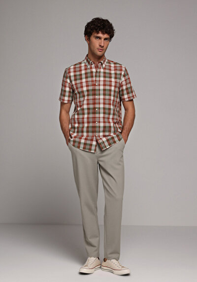 Image de Pantalon Vert Straight Leg Medium Rise En Verrouillage Regular Fit Homme