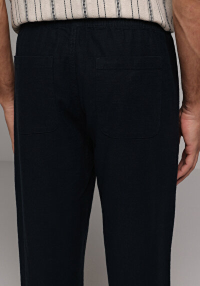 Afficher les détails de Pantalon Marine Straight Leg Medium Rise En Sergé Regular Fit Homme