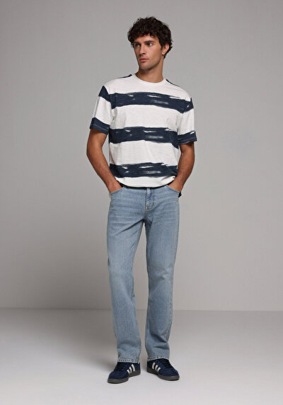 Image de T-shirt À Manches Courtes Marine Comfort Fit Rayé Homme