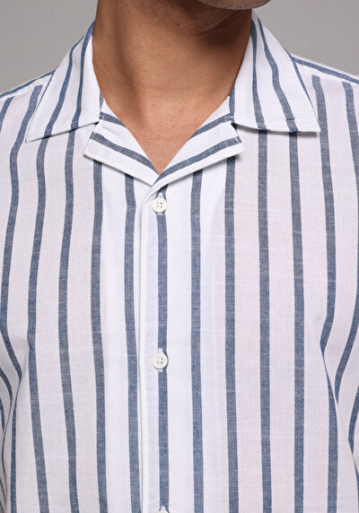 Afficher les détails de Chemise À Manches Courtes Bleu Rayé Regular Fit Homme