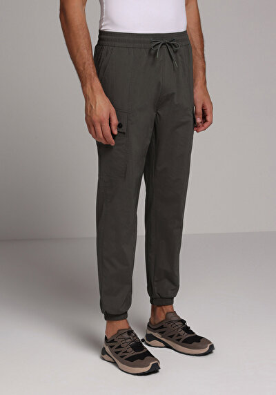 Image de Pantalon Kaki Lastikli Medium Rise En Nylon Slim Fit Homme