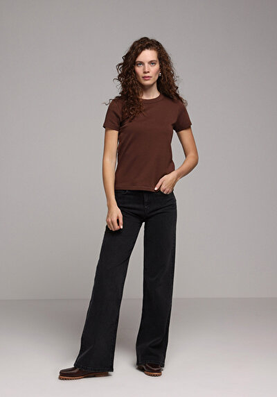 Image de T-shirt À Manches Courtes Marron Slim Fit Droit Femme