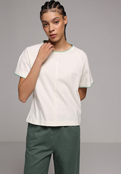 Image de T-shirt À Manches Courtes Ecru Regular Fit Brodé Femme