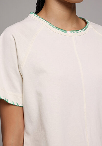 Image de T-shirt À Manches Courtes Ecru Regular Fit Brodé Femme