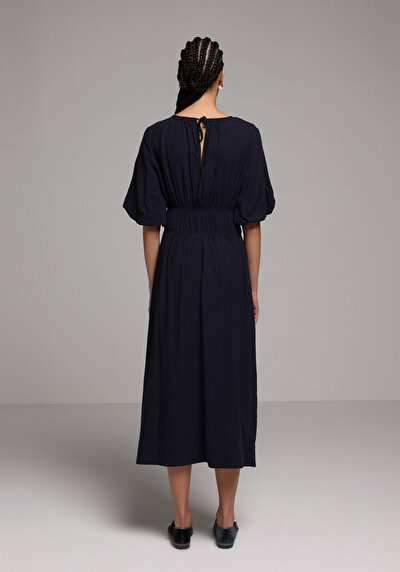 Afficher les détails de Robe Marine Regular Fit    Femme