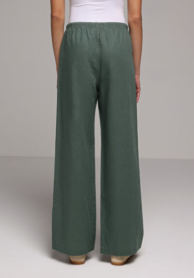 Image de Pantalon Wide Leg High Rise En Uni Regular Fit Femme