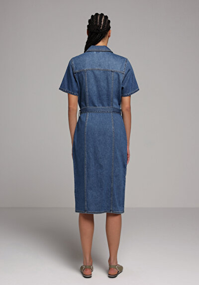 Image de Robe Slim Fit Manches Courtes Mdi Jean Femme