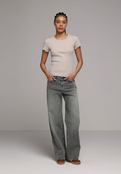 Image de T-shirt À Manches Courtes Beige Slim Fit Droit Femme