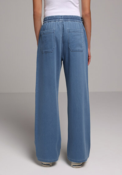Image de 970 Berry Pantalon En Jean Regular Fit Femme