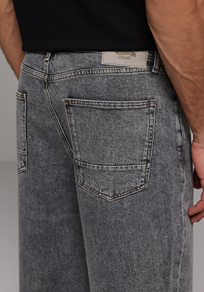 Afficher les détails de Short  Loose Fit Homme
