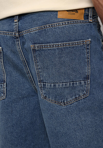Afficher les détails de Short  Loose Fit Homme