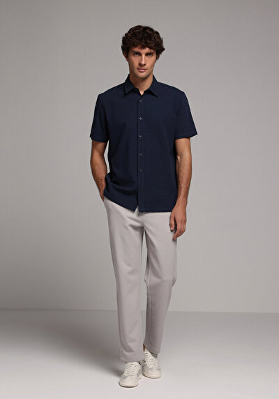 Afficher les détails de Chemise À Manches Courtes Marine Droit Regular Fit Homme