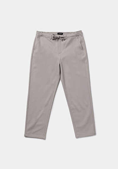 Afficher les détails de Pantalon Gris Straight Leg Medium Rise En Verrouillage Regular Fit Homme