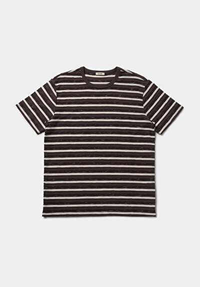 Image de T-shirt À Manches Courtes Marron Comfort Fit Rayé Homme