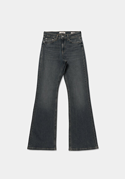 Afficher les détails de 791 Monica Pantalon  Bootcut Medium Rise En Jean Regular Fit Femme