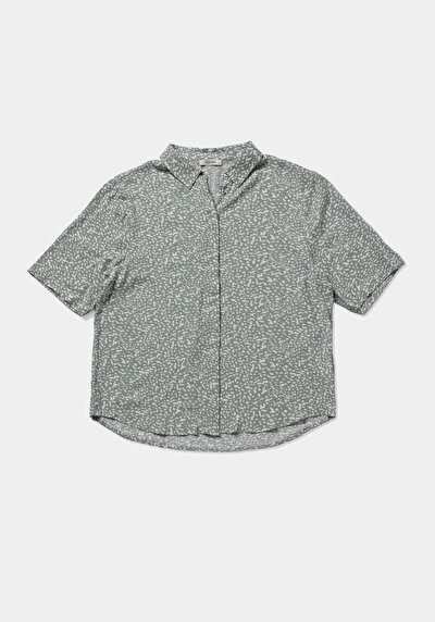 Afficher les détails de Chemise À Manches Courtes Vert Imprimé Fashion Fit Femme