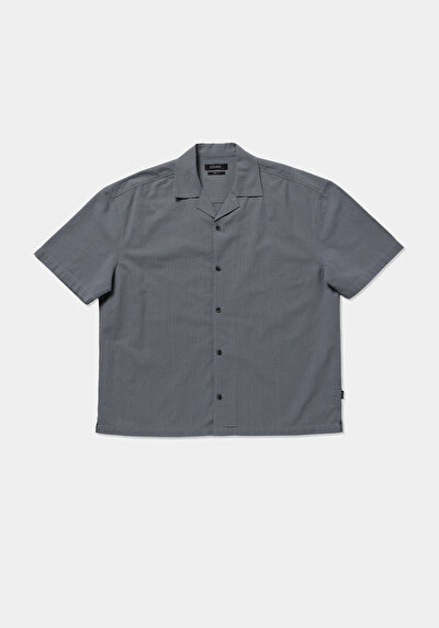 Afficher les détails de Chemise À Manches Courtes Gris Droit Boxy Fit Homme