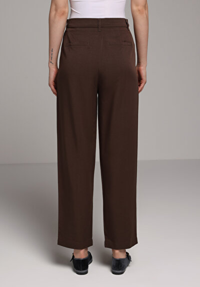 Image de Pantalon Marron Straight Leg High Rise En Sergé Regular Fit Femme