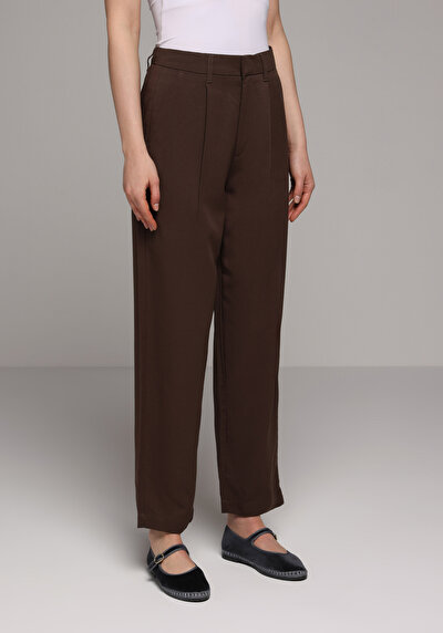 Image de Pantalon Marron Straight Leg High Rise En Sergé Regular Fit Femme