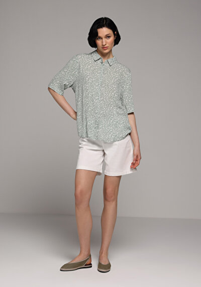Afficher les détails de Chemise À Manches Courtes Vert Imprimé Fashion Fit Femme
