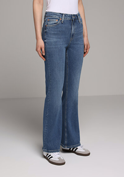 Image de 791 Monica Pantalon En Jean Regular Fit Femme