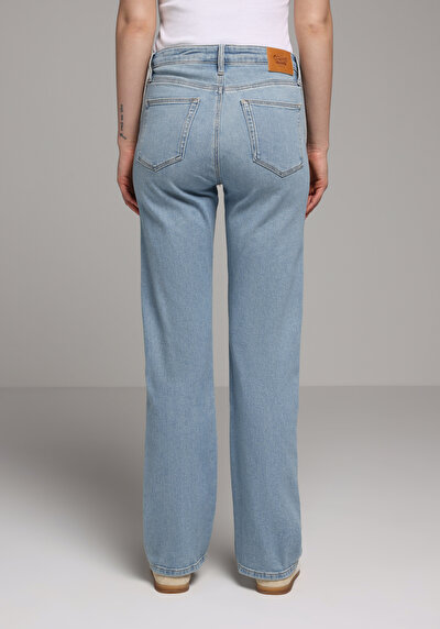 Image de 792 Mila Pantalon En Jean Regular Fit Femme