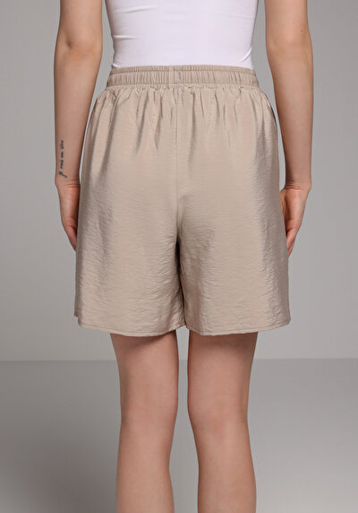 Afficher les détails de Short  Regular Fit Femme