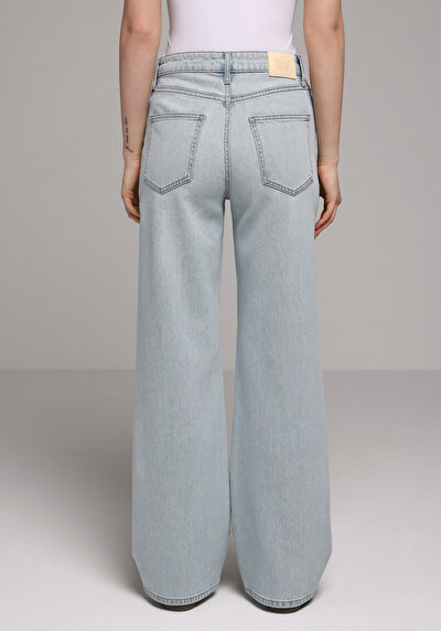 Image de 970 Berry Pantalon    En Jean Regular Fit Femme