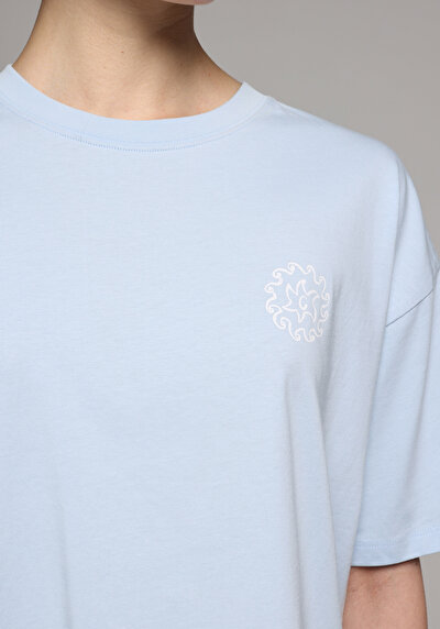 Image de T-shirt À Manches Courtes Bleu Relaxed Fit Imprimé Femme