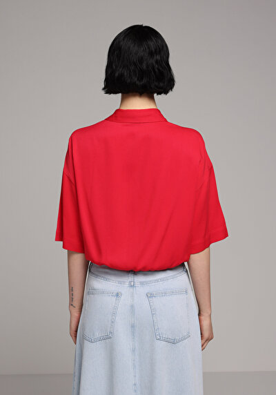 Afficher les détails de Chemise À Manches Courtes Rouge Droit Fashion Fit Femme