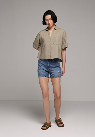 Afficher les détails de Chemise À Manches Courtes Kaki Droit Fashion Fit Femme