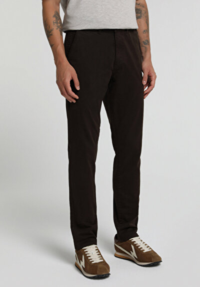 Image de Pantalon Marron Straight Leg Medium Rise Gabardine Slim Fit Homme