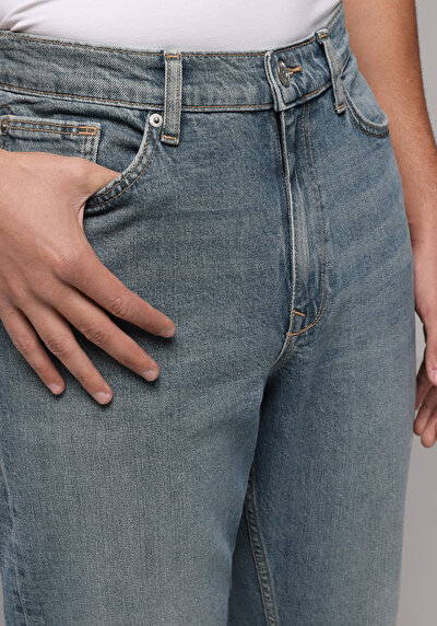 Image de 054 Neil Pantalon    En Jean Regular Tapered Fit Homme