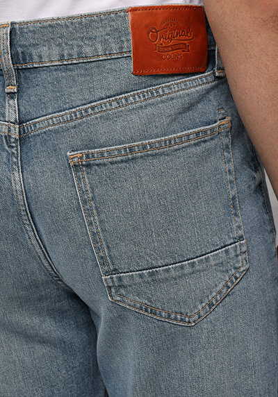 Afficher les détails de 054 Neil Pantalon    En Jean Regular Tapered Fit Homme
