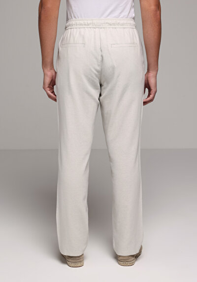 Image de Pantalon Blanc Straight Leg Medium Rise En Sergé Regular Fit Homme