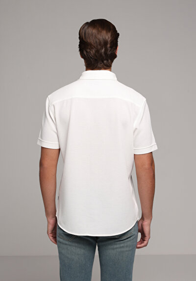 Afficher les détails de Chemise À Manches Courtes Blanc Droit Regular Fit Homme