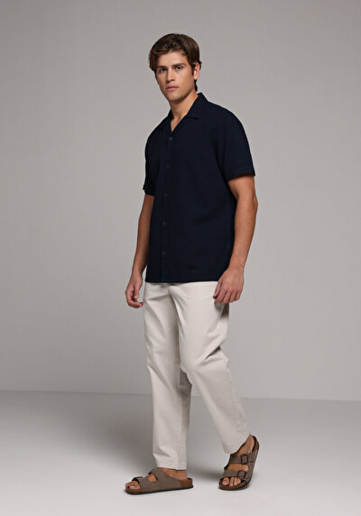 Image de Pantalon Blanc Straight Leg Medium Rise En Sergé Regular Fit Homme