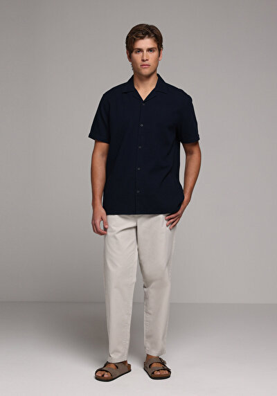 Image de Pantalon Blanc Straight Leg Medium Rise En Sergé Regular Fit Homme