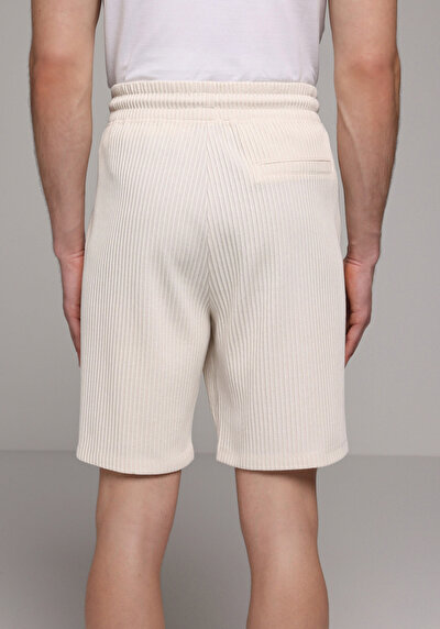 Afficher les détails de Short Beige Regular Fit Homme
