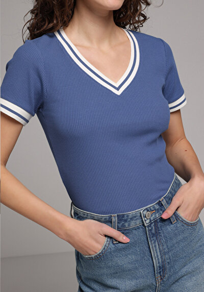 Image de T-shirt À Manches Courtes Bleu Slim Fit Droit Femme